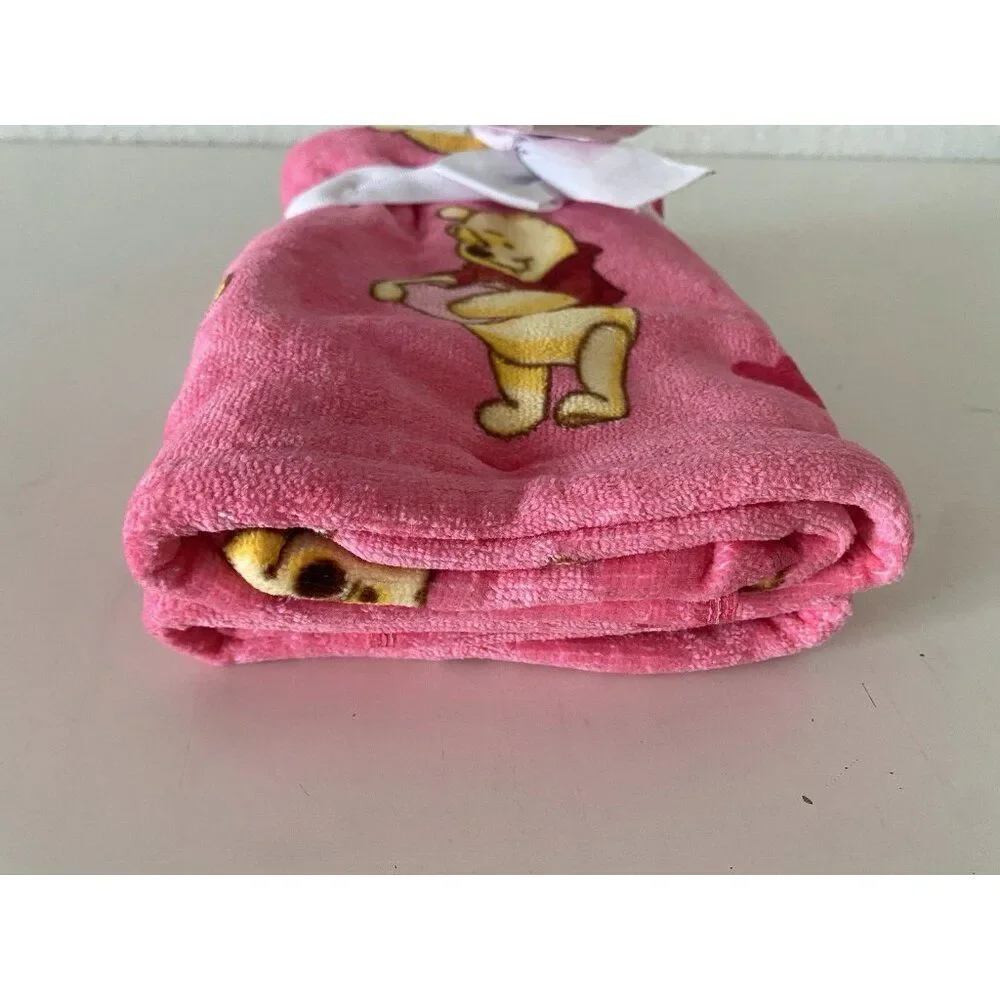 2 Pack Disney Winnie The Pooh Valentines Hugging Heart Bath Hand Towels 16 X 26”